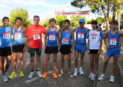 Atletas Club Atletismo Barbastro participantes en 2010.jpg