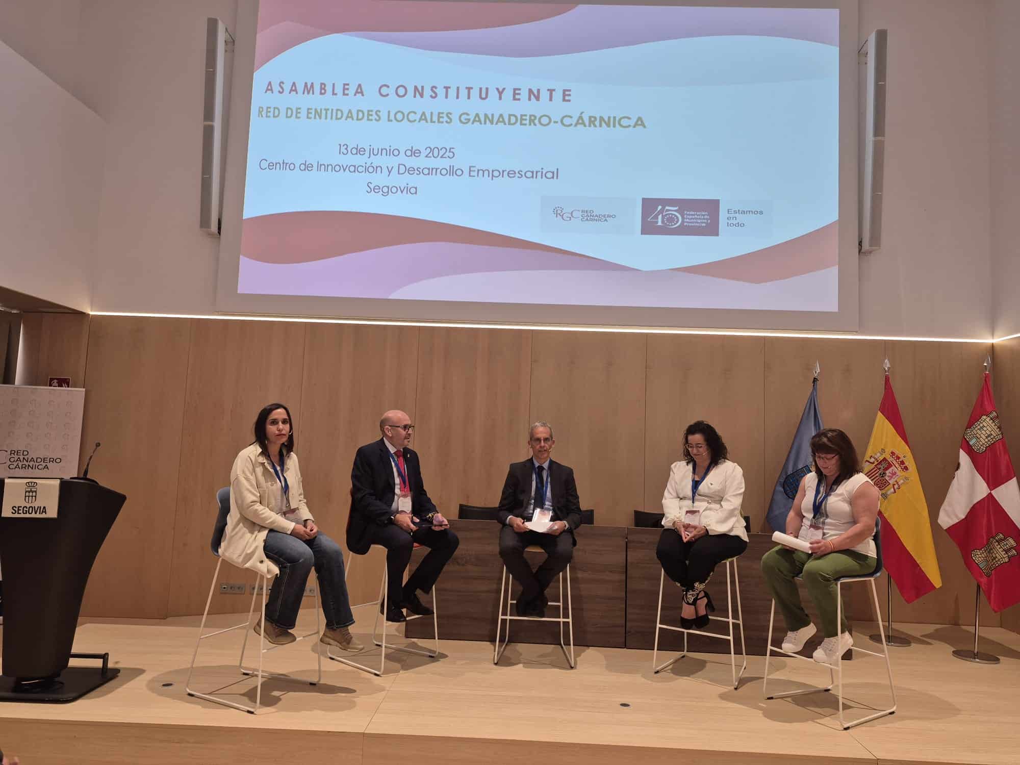 Villa de Ainsa - Sobrarbe Pirineo Asamblea constituyente en Segovia
