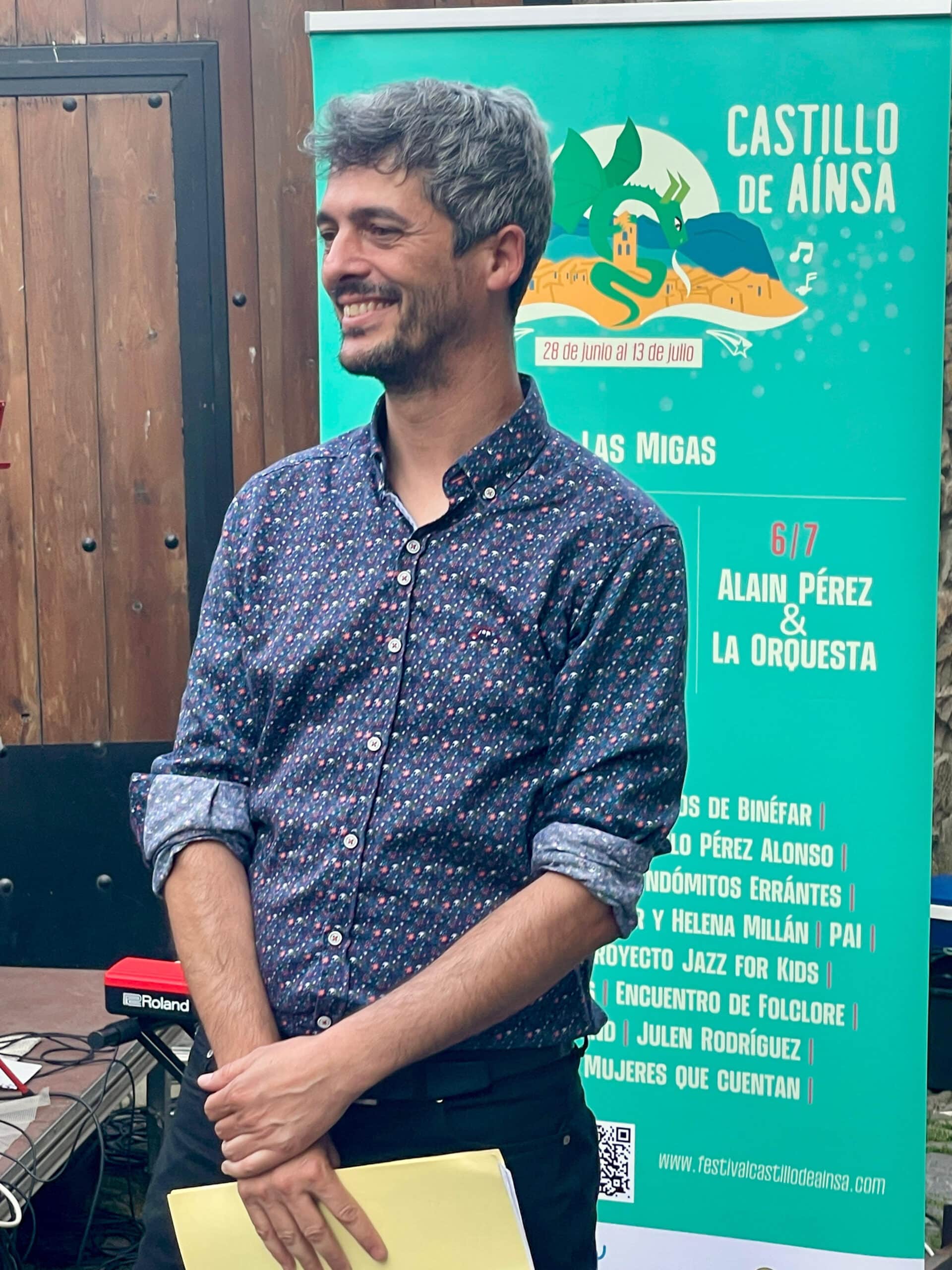 Villa de Ainsa - Sobrarbe Pirineo Dani Escolano director del festival scaled