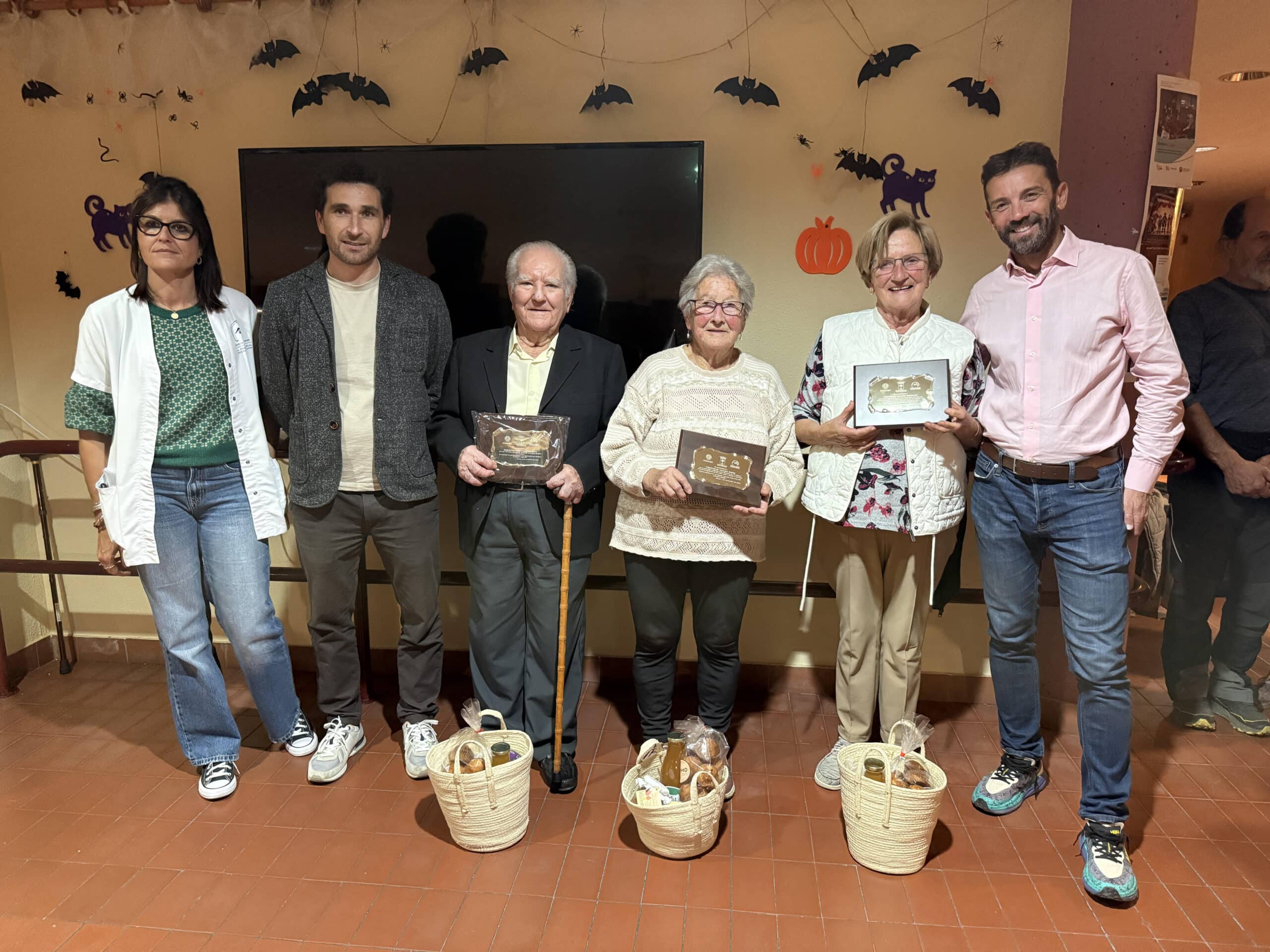 Villa de Ainsa - Sobrarbe Pirineo Laura Jose Manuel Serafin Trini Merche y Quique scaled