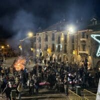 El ambiente festivo y las agradables temperaturas hacen brillar una nueva edición del Punchacubas de Aínsa