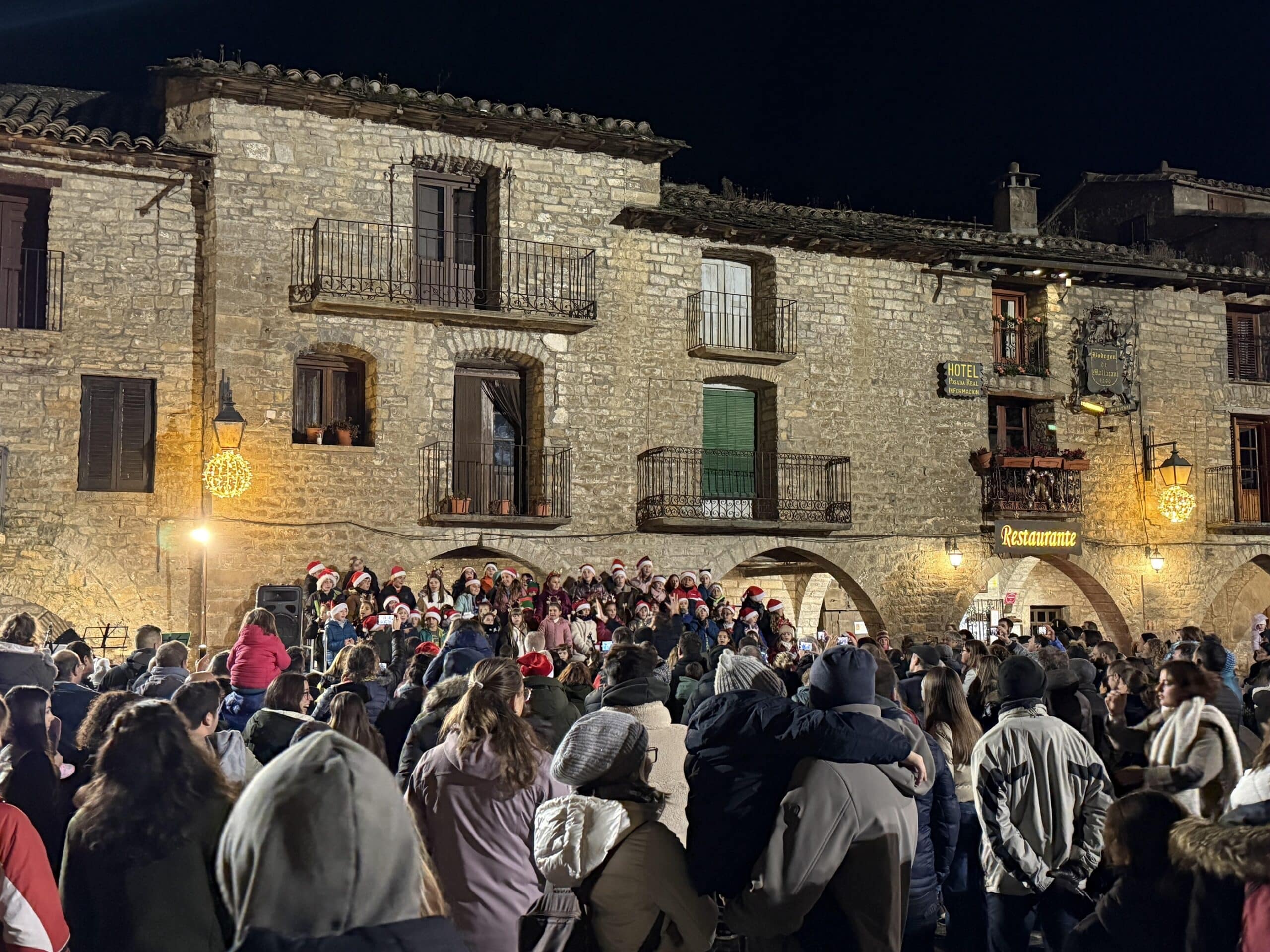 Villa de Ainsa - Sobrarbe Pirineo Coro de Villancicos scaled