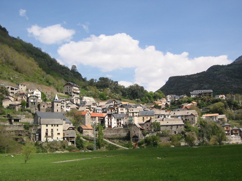 Villa de Ainsa - Sobrarbe Pirineo Jornadas de Pastoralismo en San Juan de Plan con motivo del quinto aniversario de la escuela de pastores La Estiva 1 Villa de Ainsa - Sobrarbe Pirineo San Juan de Plan