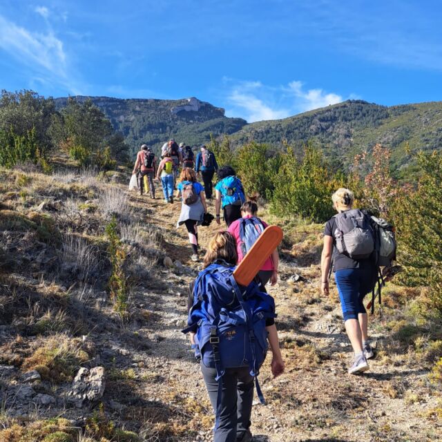 Aínsa impulsa el atractivo de los pueblos del Biello Sobrarbe abriendo nuevas rutas en el entorno de los Abrigos de Peña Miel y la Cueva Drólica
