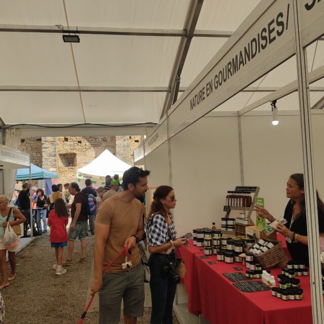 Expoferia Ainsa 2024, Sobrarbe, Pirineo Aragonés, Productos Locales, Km0, Artesanía, Productores Locales, Feria Artesanal, Agricultura Sostenible, Gastronomía Local, Turismo Rural, Tradición Aragonesa, Cultura Pirineo, Eventos Ainsa, Calidad Rural, Mercado Local, Innovación Rural, Sostenibilidad, Desarrollo Local, Experiencia Artesanal