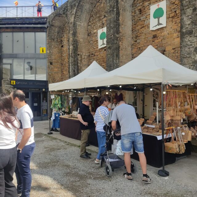 Expoferia Ainsa 2024, Sobrarbe, Pirineo Aragonés, Productos Locales, Km0, Artesanía, Productores Locales, Feria Artesanal, Agricultura Sostenible, Gastronomía Local, Turismo Rural, Tradición Aragonesa, Cultura Pirineo, Eventos Ainsa, Calidad Rural, Mercado Local, Innovación Rural, Sostenibilidad, Desarrollo Local, Experiencia Artesanal