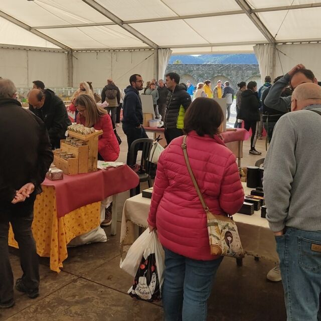 La Feria de Otoño Follarasca celebra su quinta edición este fin de semana en Aínsa