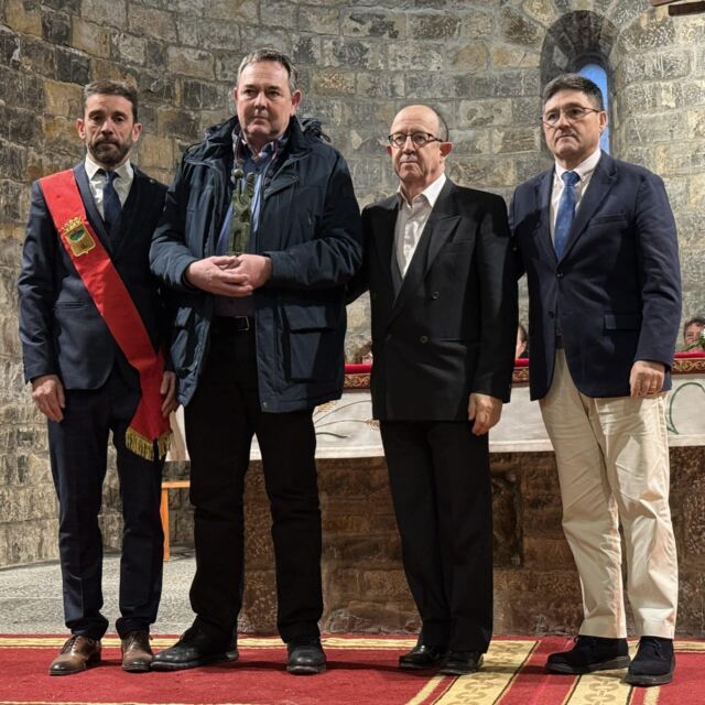 Villa de Ainsa - Sobrarbe Pirineo Los XII premios Cruz de Sobrarbe ensalzan el trabajo municipal con el secretario Pedro Larramona y la FCQ como homenajeados 3 Villa de Ainsa - Sobrarbe Pirineo