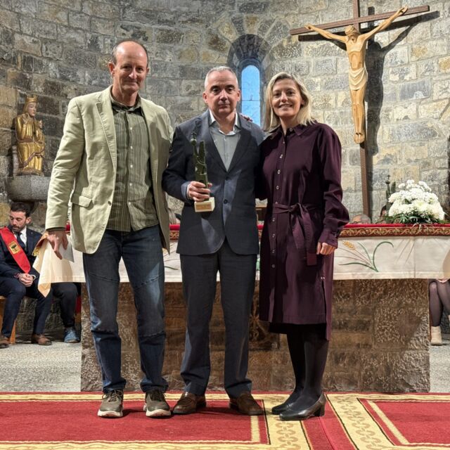 Villa de Ainsa - Sobrarbe Pirineo Los XII premios Cruz de Sobrarbe ensalzan el trabajo municipal con el secretario Pedro Larramona y la FCQ como homenajeados 12 Villa de Ainsa - Sobrarbe Pirineo