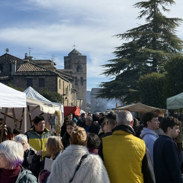 Villa de Ainsa - Sobrarbe Pirineo Ferieta de Aínsa 2026: Récord de expositores en una soleada y participativa edición de la Ferieta de Aínsa 5 Villa de Ainsa - Sobrarbe Pirineo
